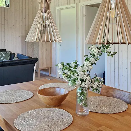 Semesterbostad Stunning In Samso With Wifi Sælvig
